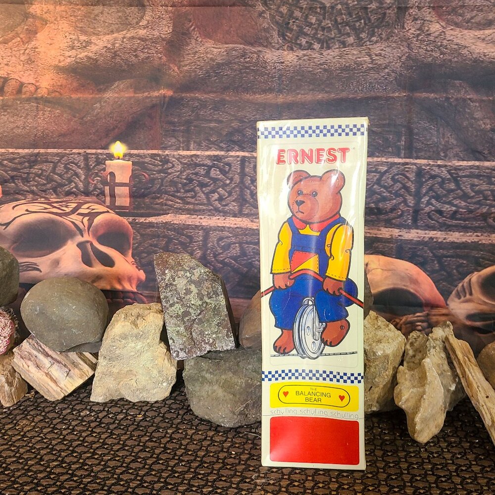 Ernest The Balancing Bear NEW OLD STOCK  pre 86